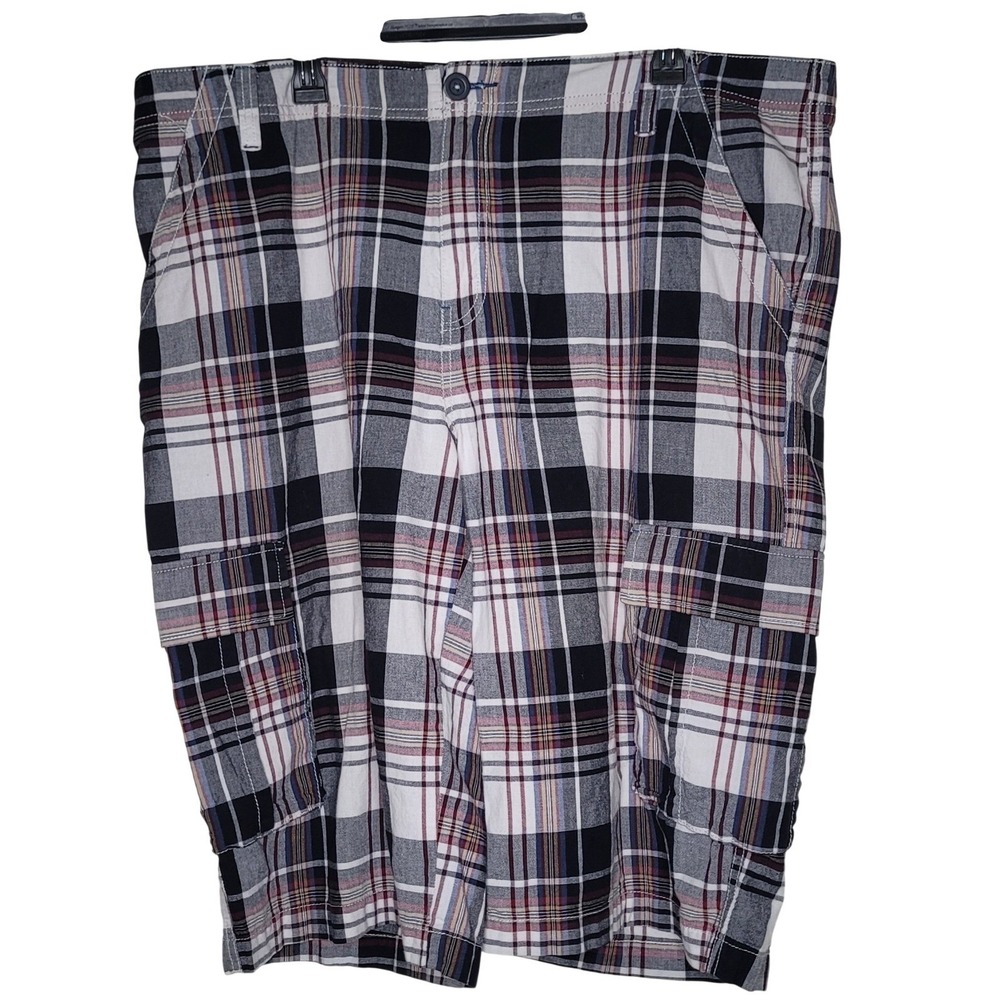 GUESS Men's Plaid Cargo Shorts Sz 40 Multicolor Cotton Flat Front Pockets **FLAW